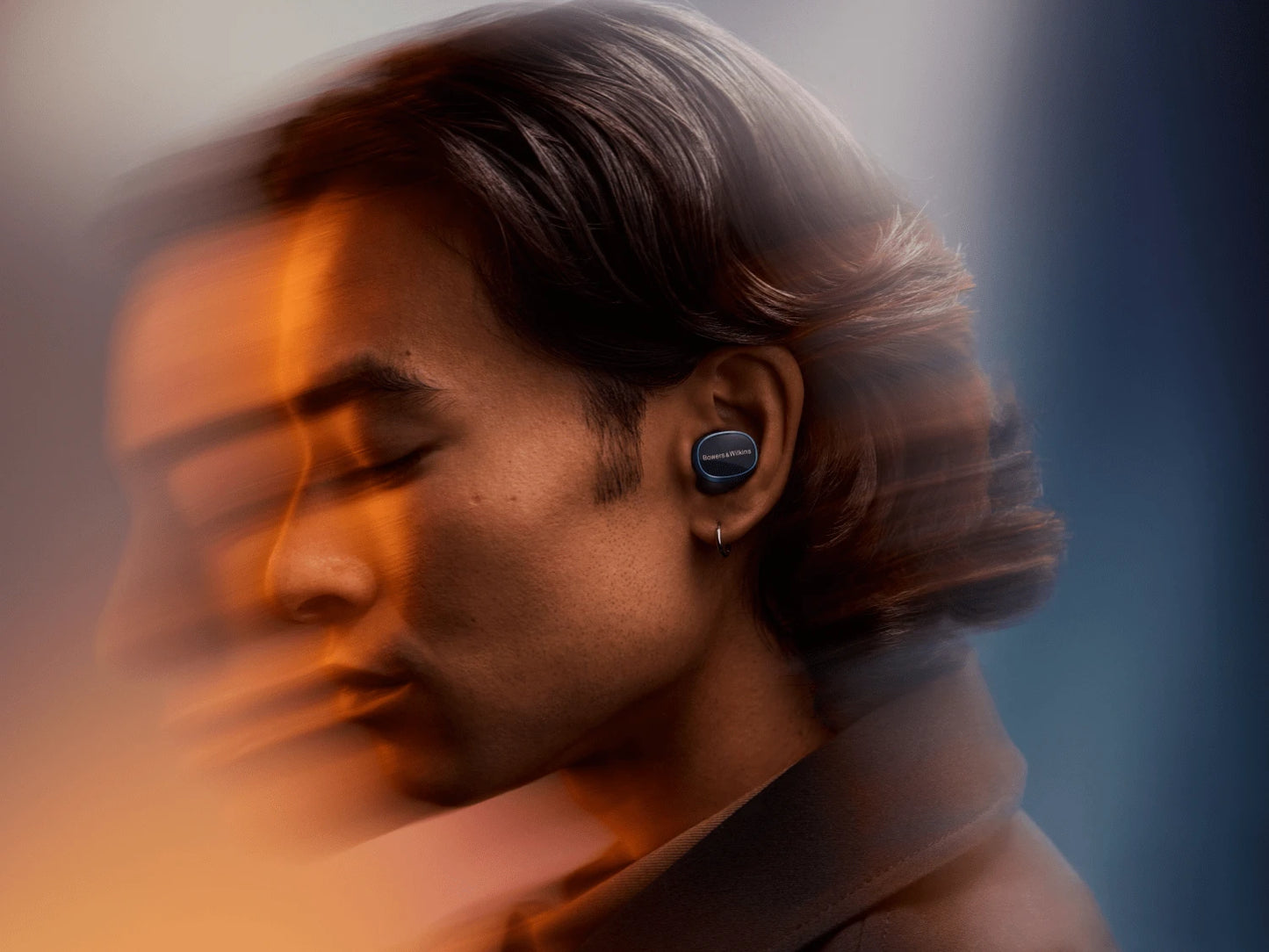 Bowers & Wilkins PI8 True Wireless Earbuds True Wireless Earbuds Bowers-Wilkins-PI8-TWS-Earbuds_11