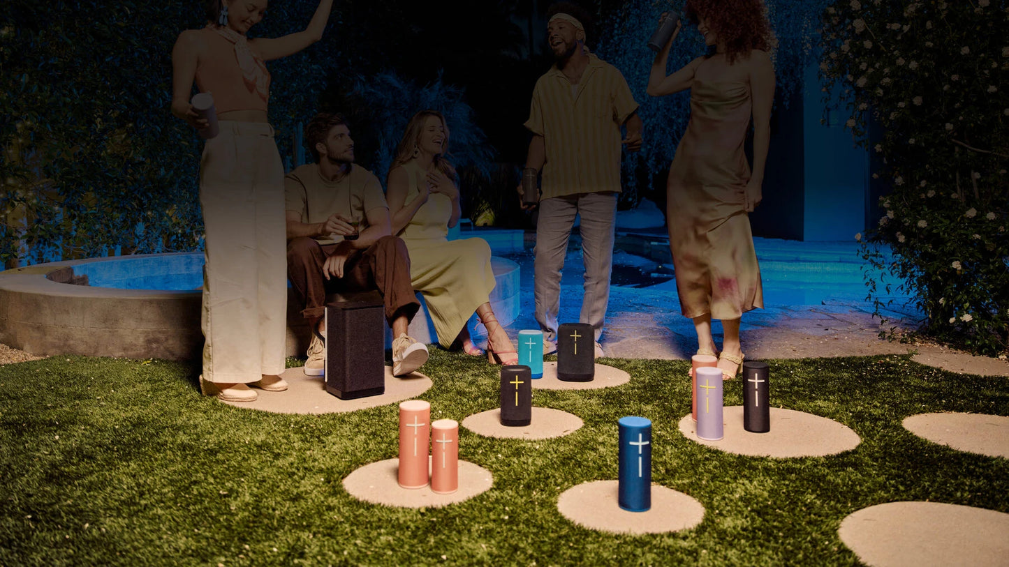 Ultimate Ears Megaboom 4 Waterproof Bluetooth Speaker Portable Bluetooth Speakers UE-Megaboom4-BT-speaker_4