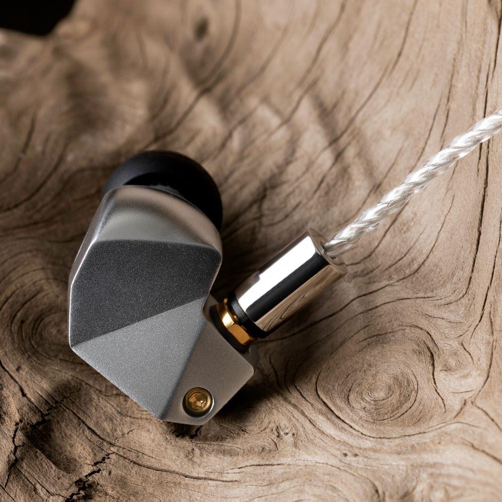 Final B3 In-Ear Headphones In-Ear Wired Headphones final-audio-b3-earphone-_10