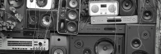 Powered Speakers vs. Passive Speakers: Which One Should You Choose?