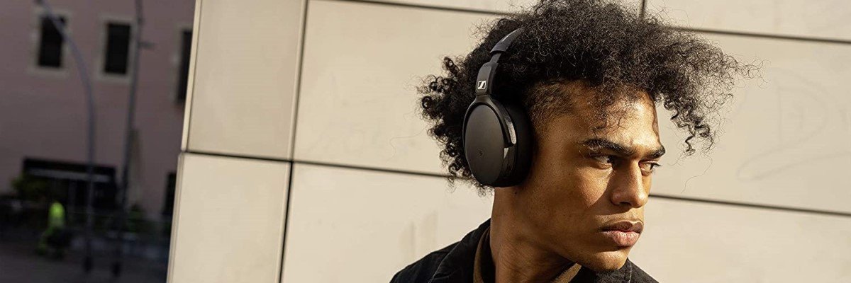 Over-ear/On-ear Wireless Headphones