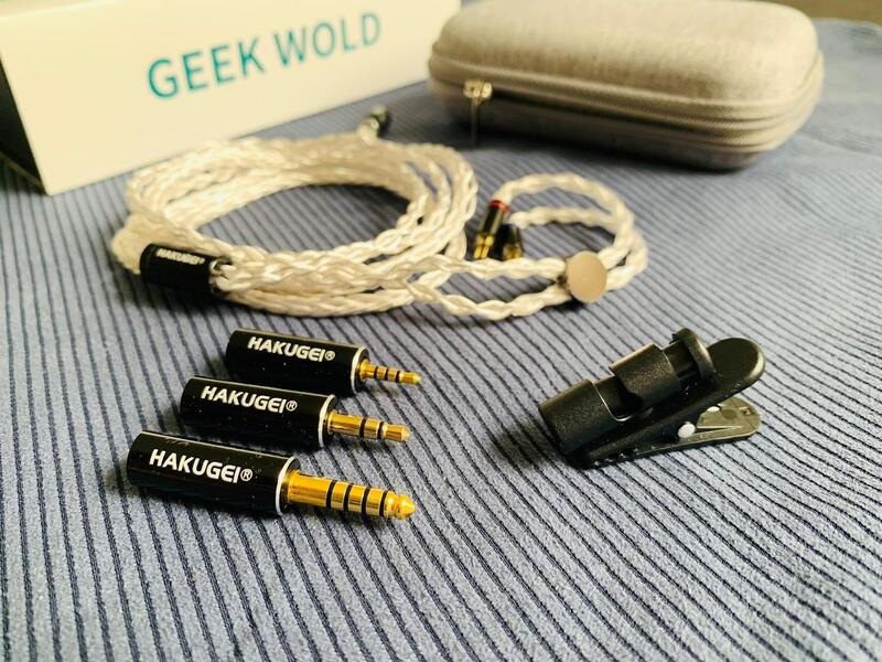 Geek Wold GK100 In-Ear Headphones - Pifferia Global