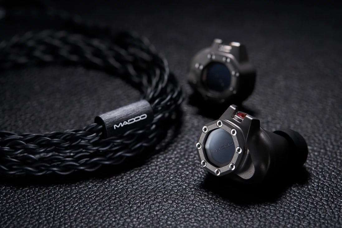 Madoo TYP821 In-Ear Headphones