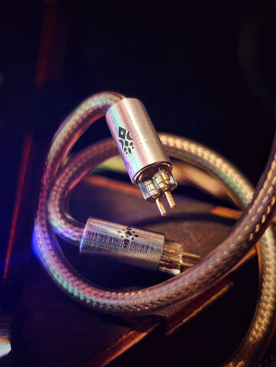 Rossi & Wing LUA Gaze Headphone Upgrade Cable | 4.4 mm (balanced) & CM 0.78 (2-PIN)