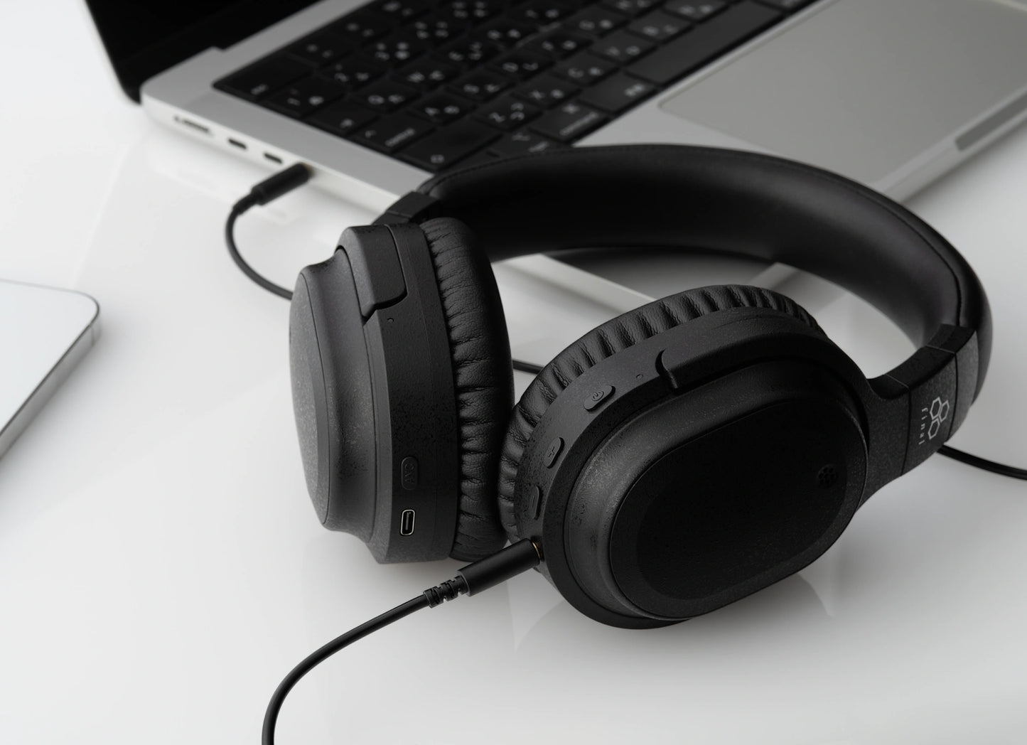 Final UX3000 SV Wireless Over-Ear Headphones with Hybrid ANC