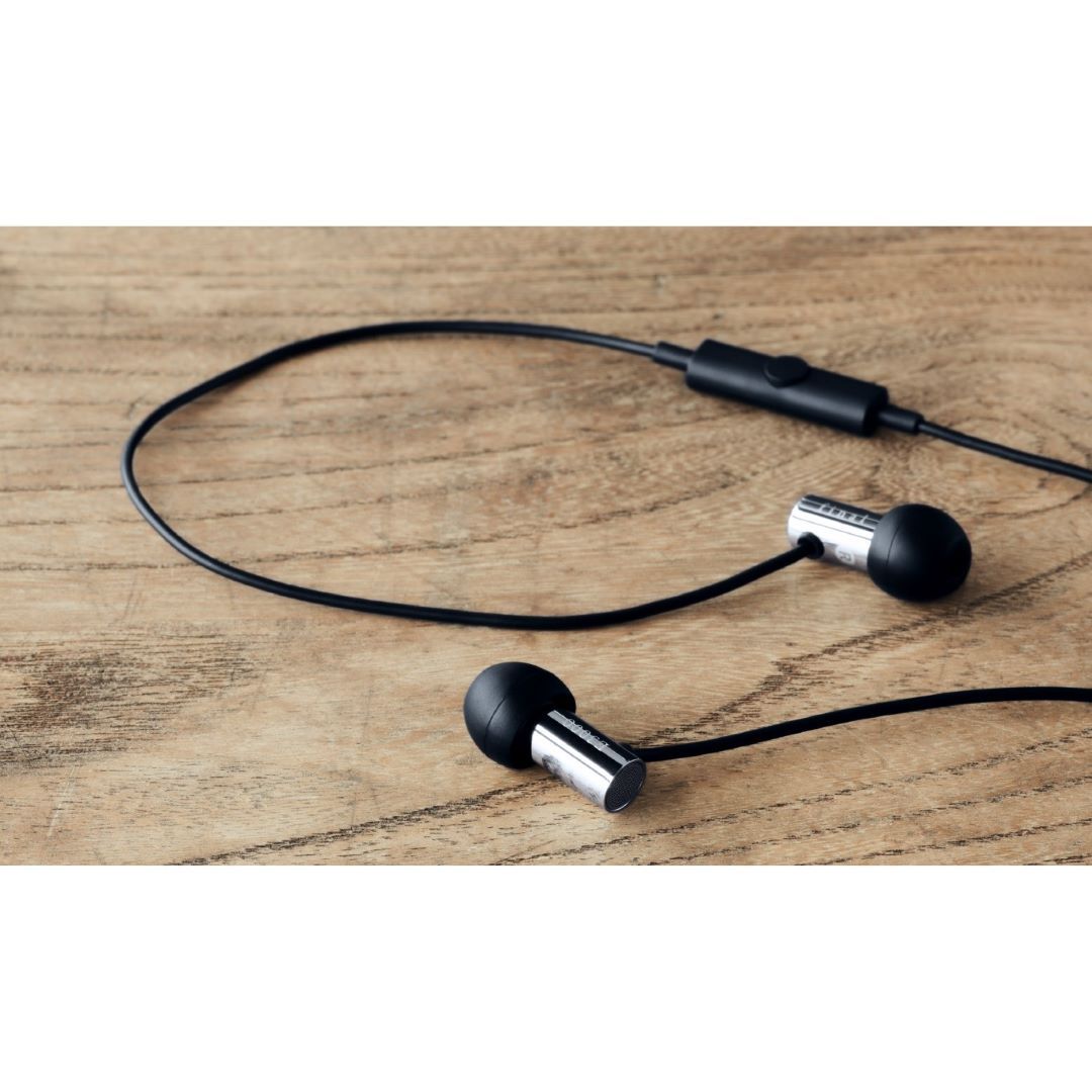 Final E3000 / E3000C In-Ear Headphones In-Ear Wired Headphones Final Audio Headphones In-Ear Monitors(IEMs) Wired